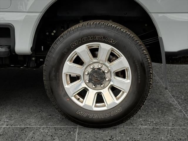2026 Ford Super Duty F-350 SRW Platinum
