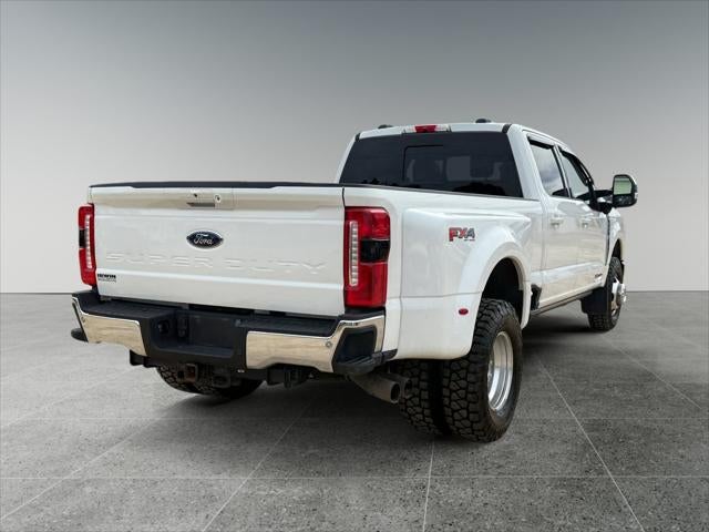 2023 Ford Super Duty F-350 DRW LARIAT