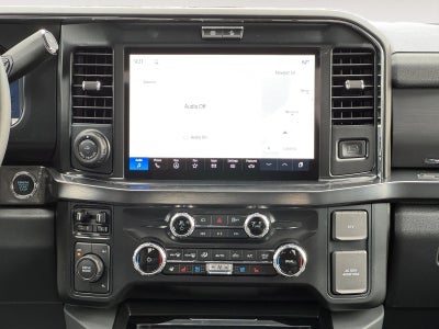 2027 Ford Super Duty F-350 DRW LARIAT