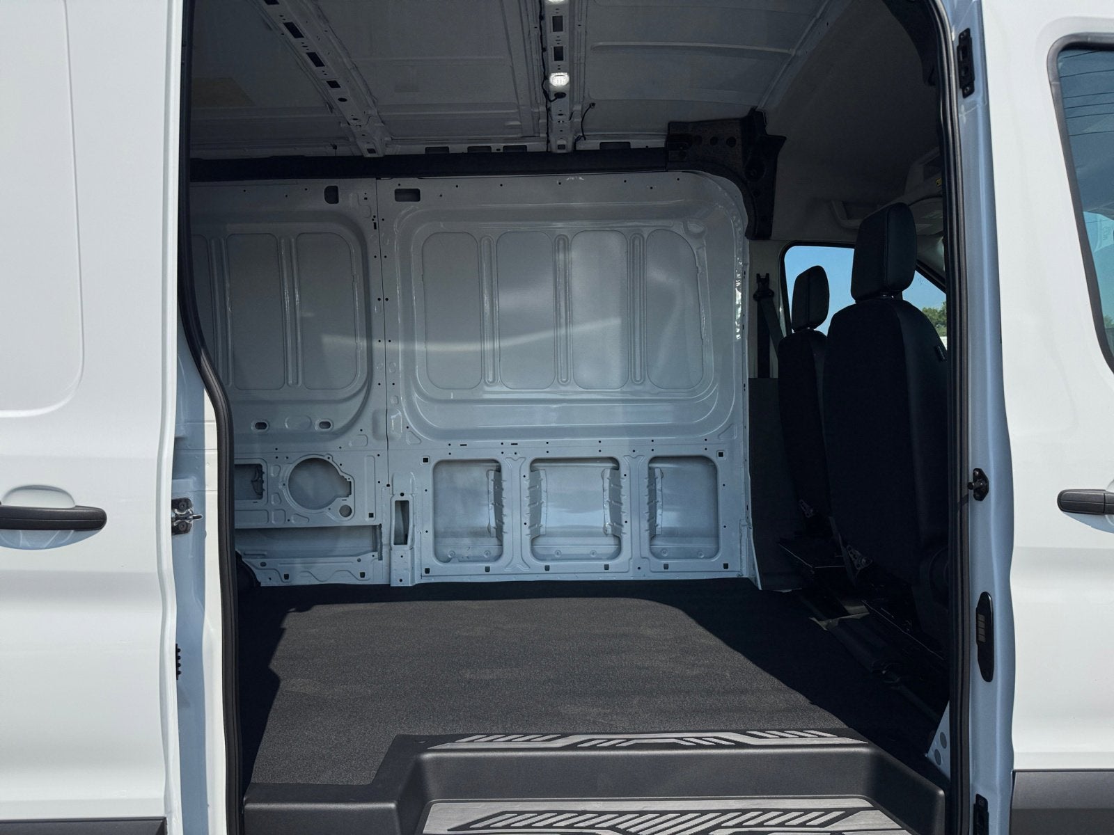 2025 Ford Transit Cargo Van Base