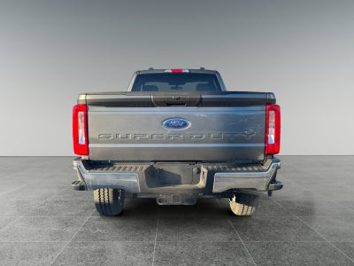 2026 Ford Super Duty F-350 SRW XLT