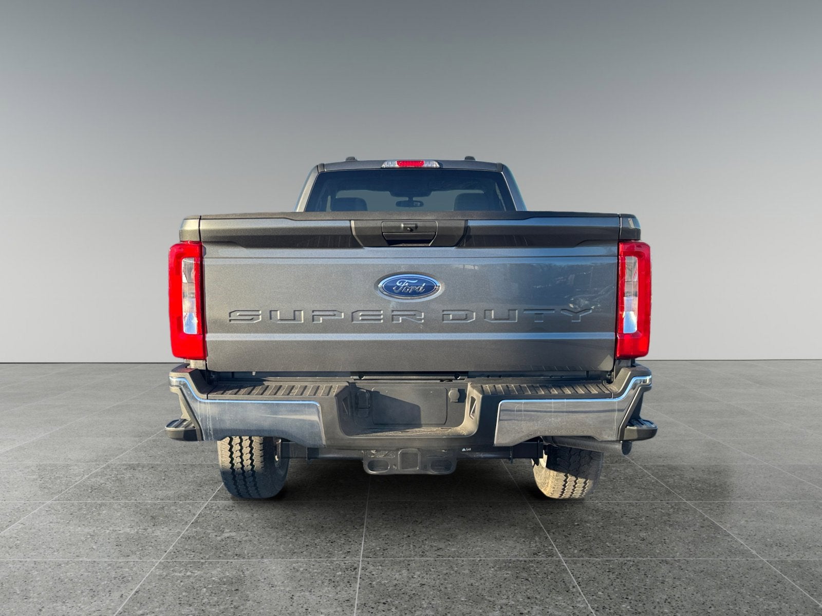 2026 Ford Super Duty F-350 SRW XLT