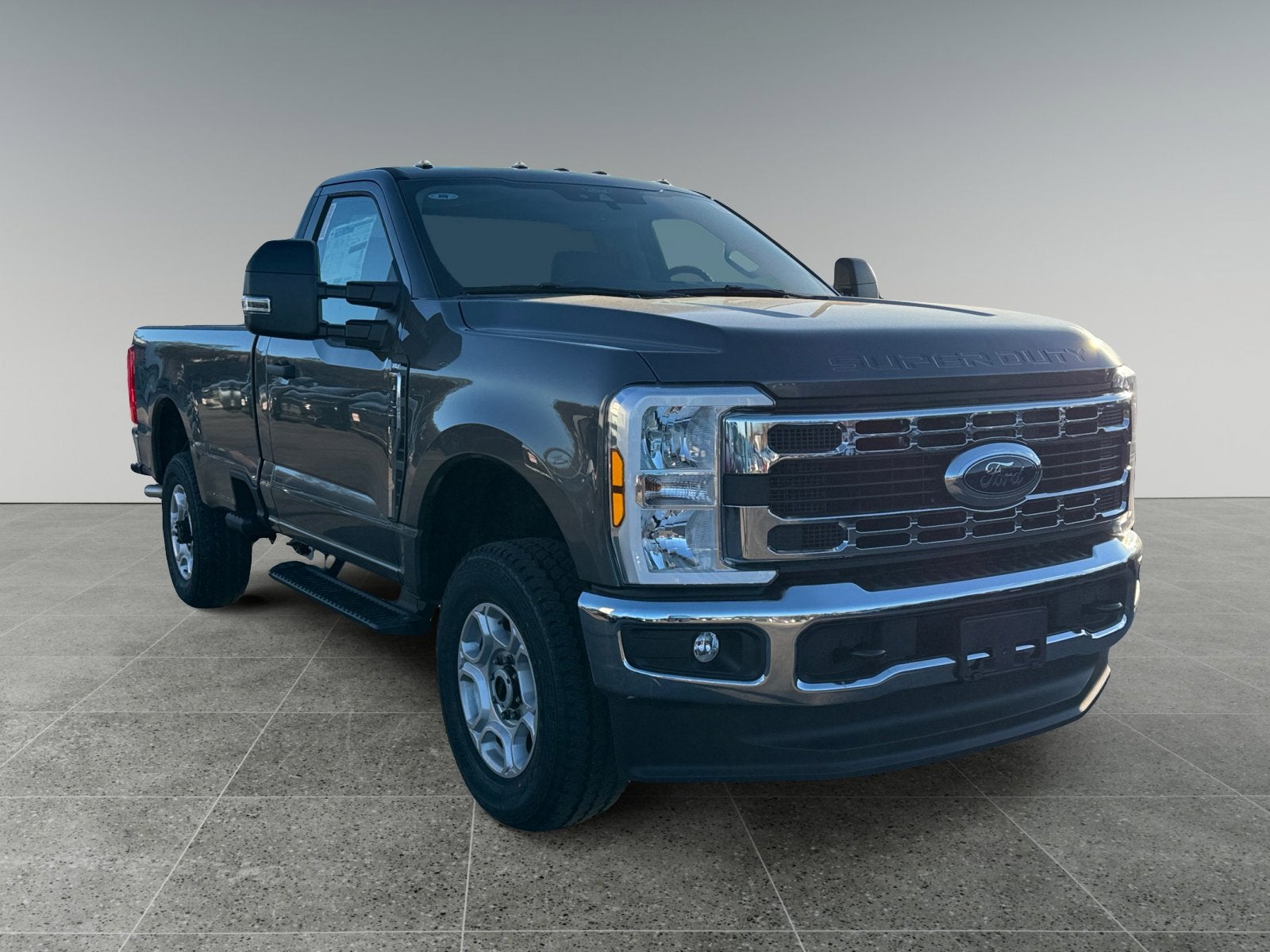 2026 Ford Super Duty F-350 SRW XLT