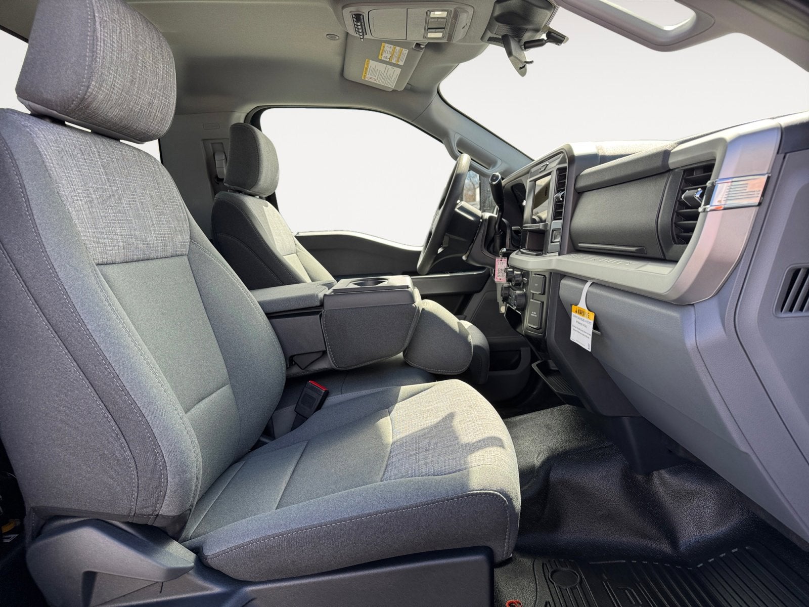 2026 Ford Super Duty F-350 SRW XLT