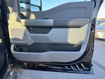 2026 Ford Super Duty F-350 SRW XLT