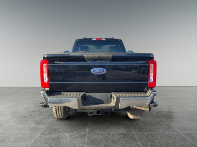 2026 Ford Super Duty F-350 SRW XLT