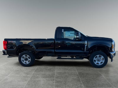 2026 Ford Super Duty F-350 SRW XLT
