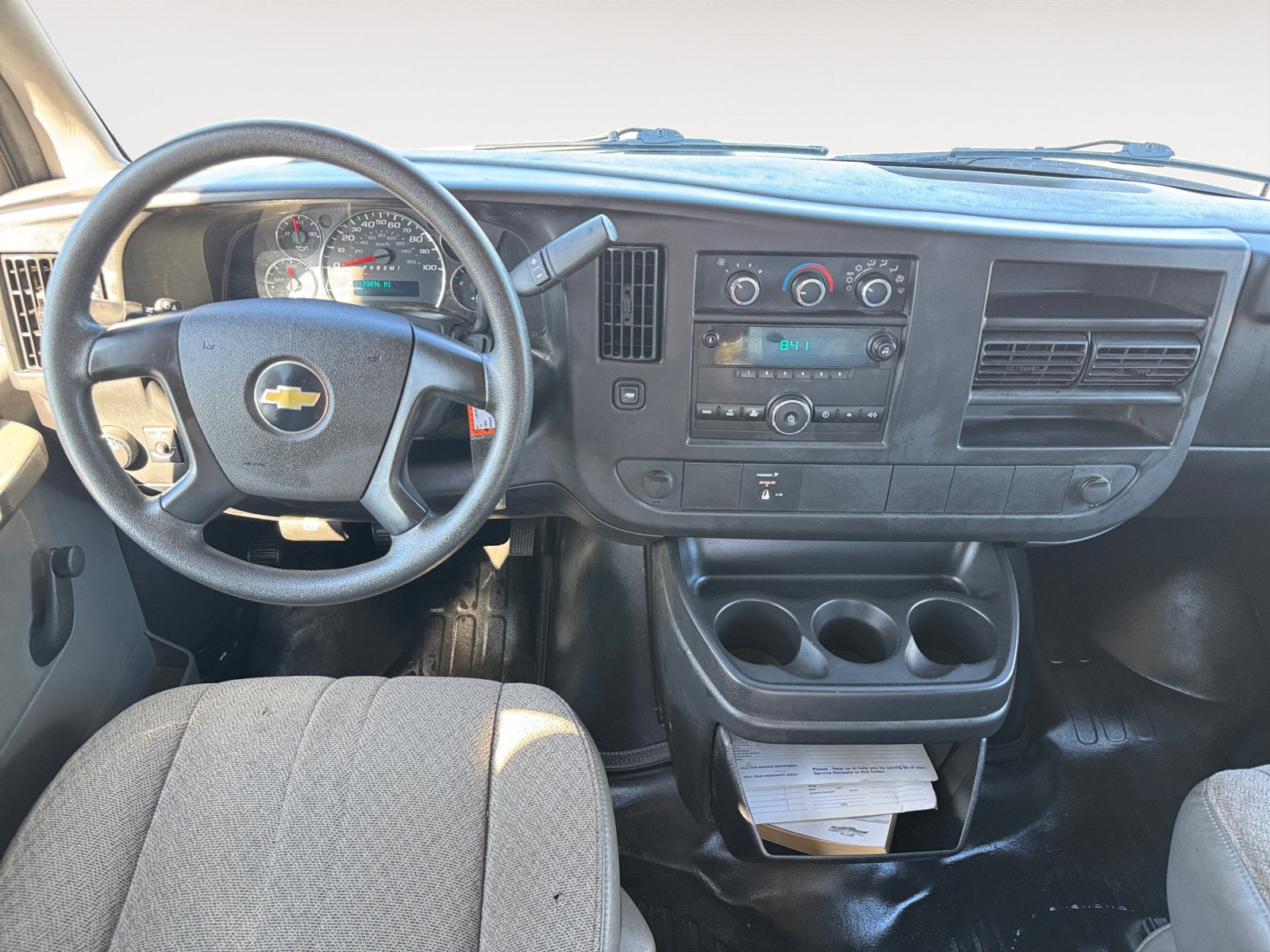 2011 Chevrolet Express Commercial Cutaway Work Van