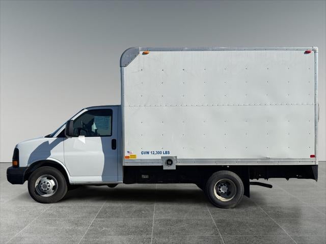 2011 Chevrolet Express Commercial Cutaway Work Van