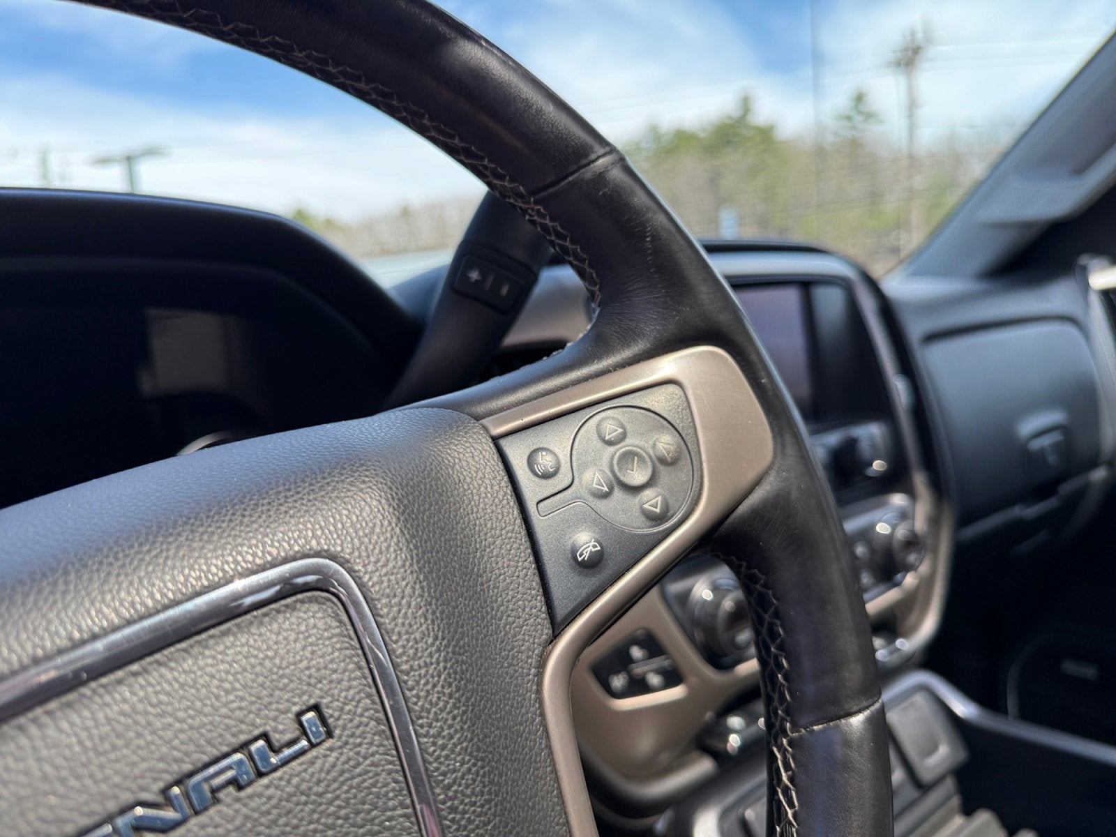 2015 GMC Sierra 2500HD Denali