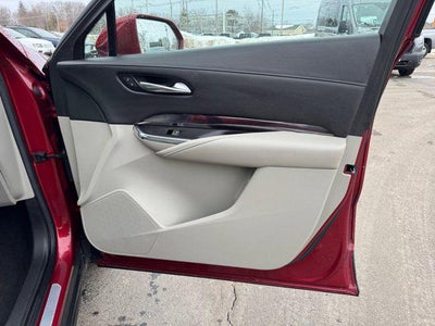 2019 Cadillac XT4 AWD Luxury