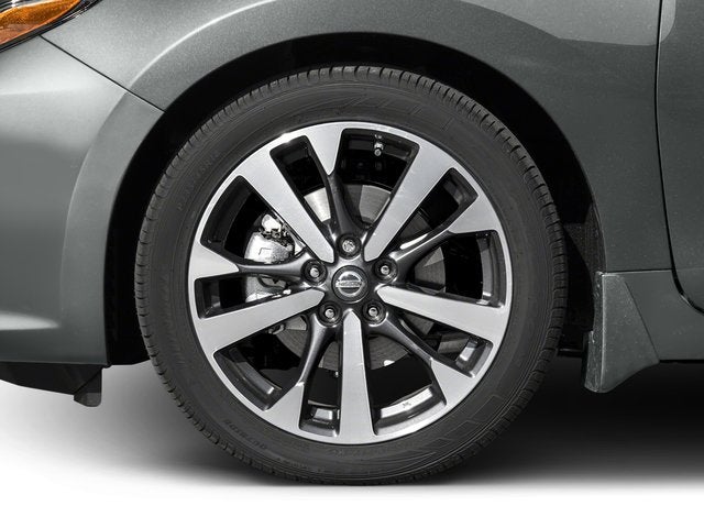 2016 Nissan Altima 2.5 SR