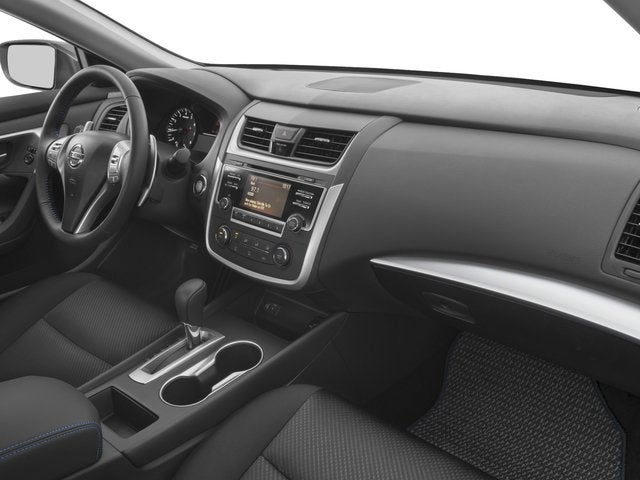 2016 Nissan Altima 2.5 SR