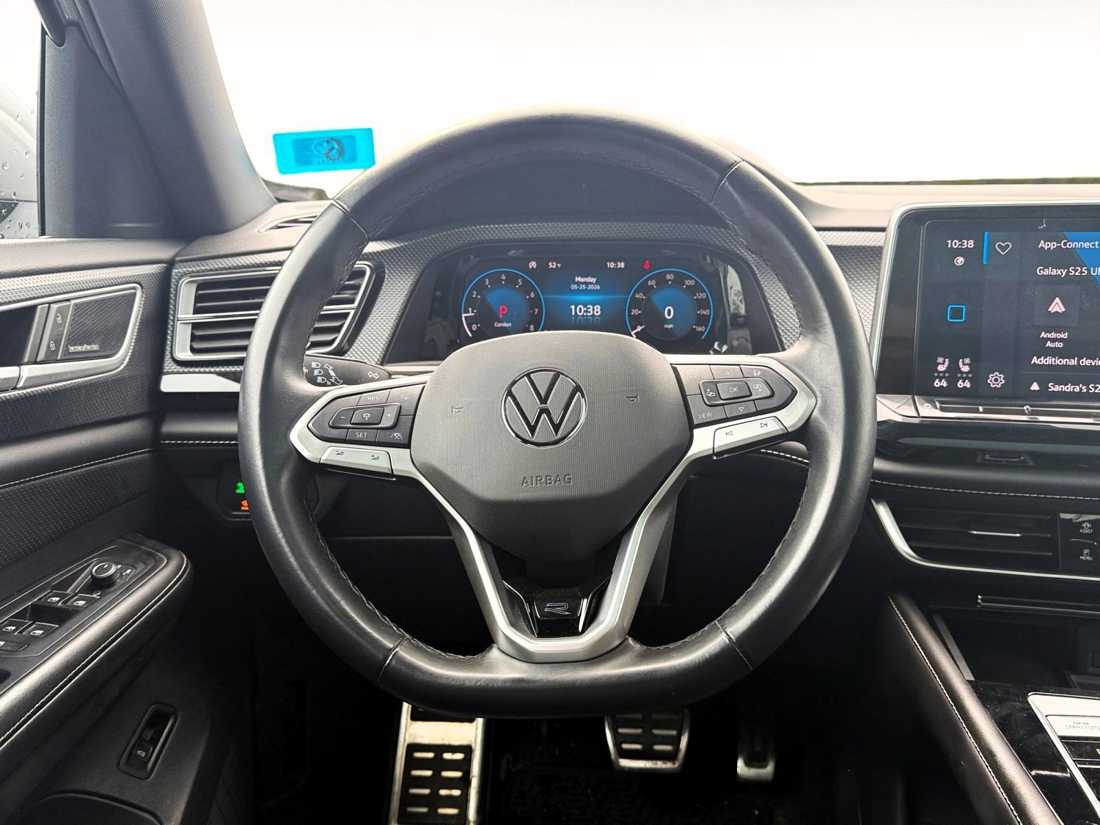 2024 Volkswagen Atlas Cross Sport 2.0T SEL Premium R-Line