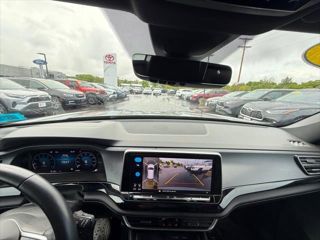 2024 Volkswagen Atlas Cross Sport 2.0T SEL Premium R-Line