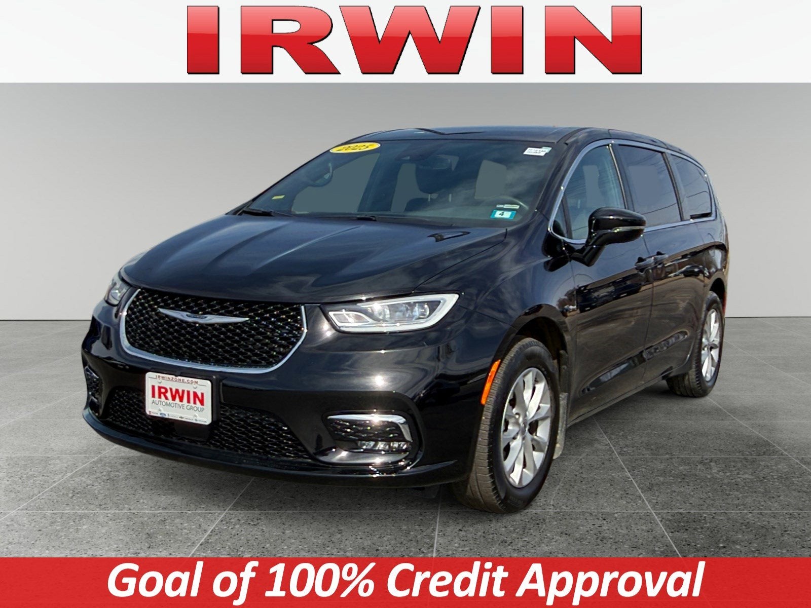 2025 Chrysler Pacifica Select AWD's photo