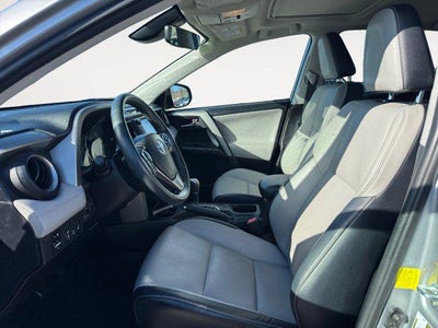 2017 Toyota RAV4 Platinum