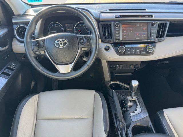 2017 Toyota RAV4 Platinum