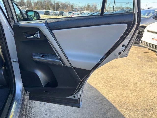 2017 Toyota RAV4 Platinum