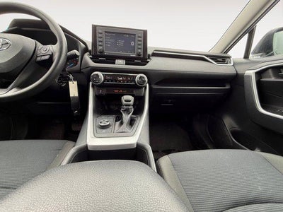 2022 Toyota RAV4 Hybrid LE