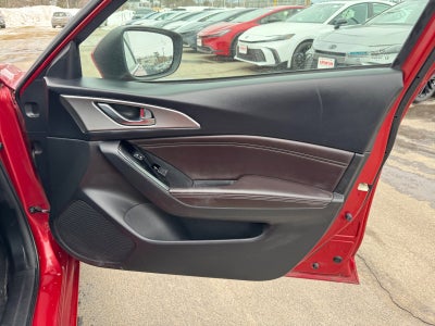 2018 Mazda Mazda3 5-Door Touring