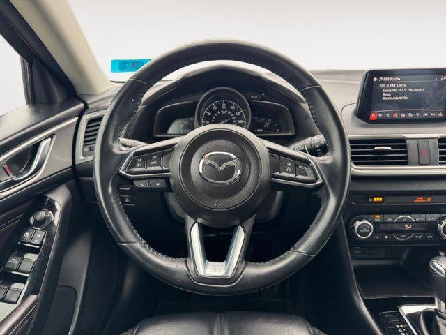 2018 Mazda Mazda3 5-Door Touring