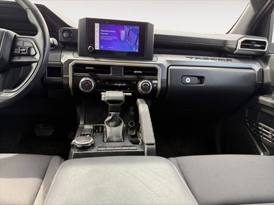 2024 Toyota Tacoma 4WD SR5
