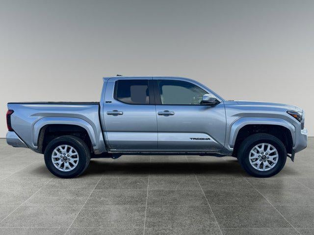 2025 Toyota Tacoma 4WD SR5
