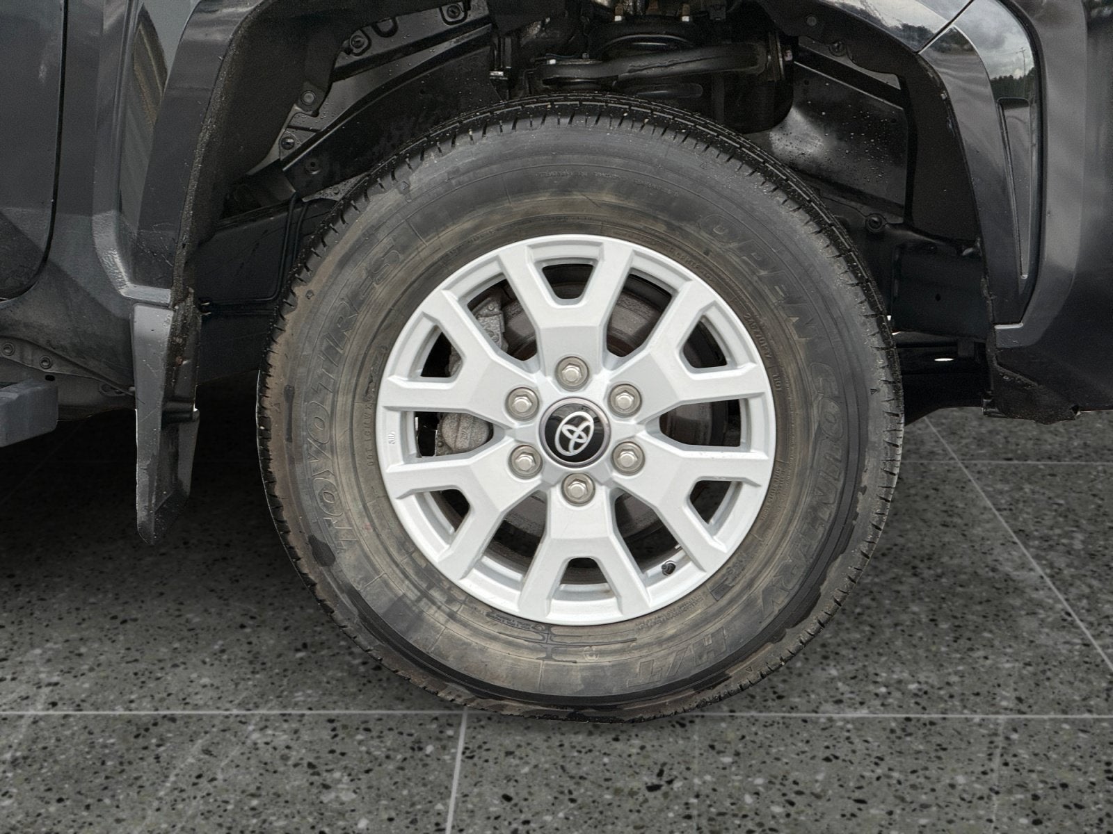 2025 Toyota Tacoma 4WD SR5