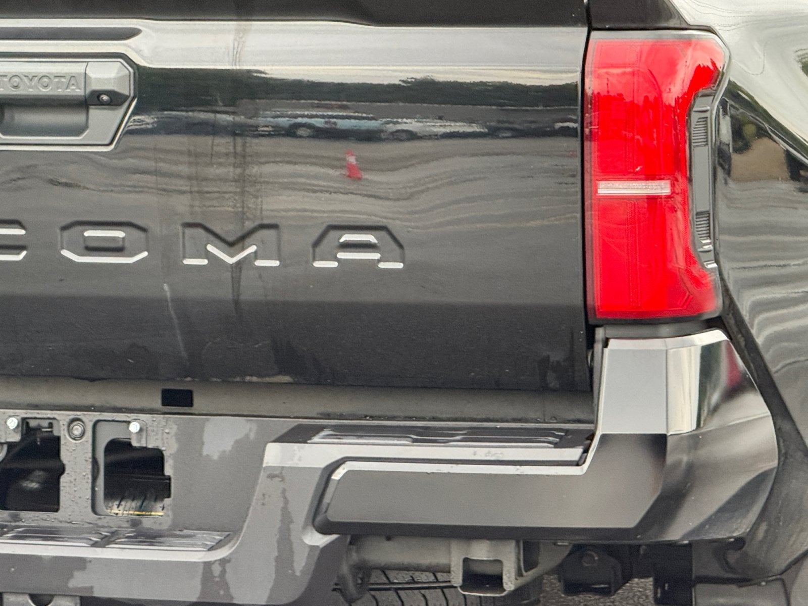 2025 Toyota Tacoma 4WD SR5