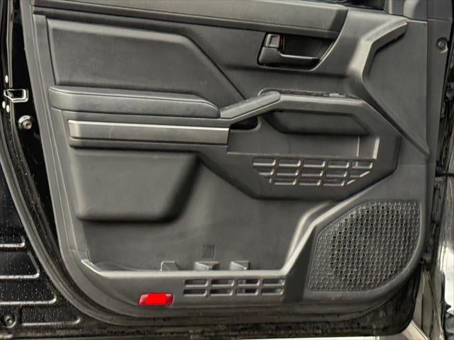 2025 Toyota Tacoma 4WD SR5