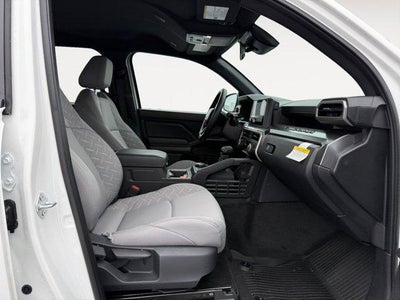 2025 Toyota Tacoma 4WD SR5