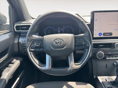 2025 Toyota Tacoma 4WD SR5