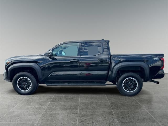 2025 Toyota Tacoma 4WD SR5