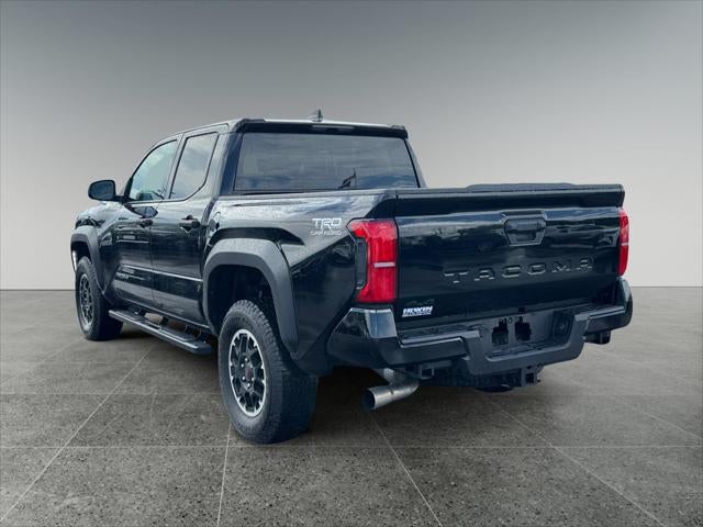 2025 Toyota Tacoma 4WD SR5