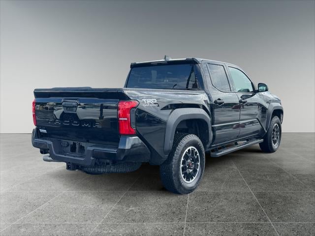 2025 Toyota Tacoma 4WD SR5