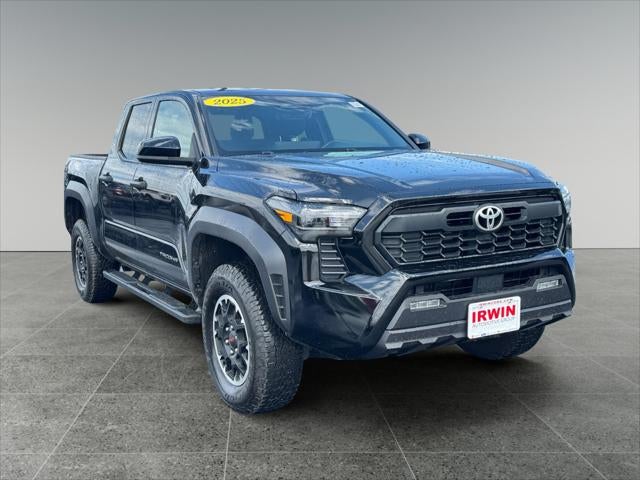 2025 Toyota Tacoma 4WD SR5