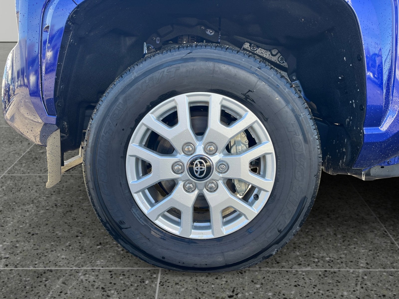 2025 Toyota Tacoma 4WD SR5