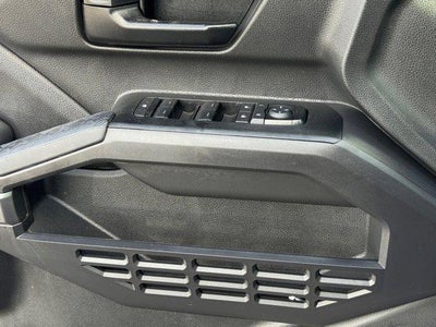 2025 Toyota Tacoma 4WD SR5