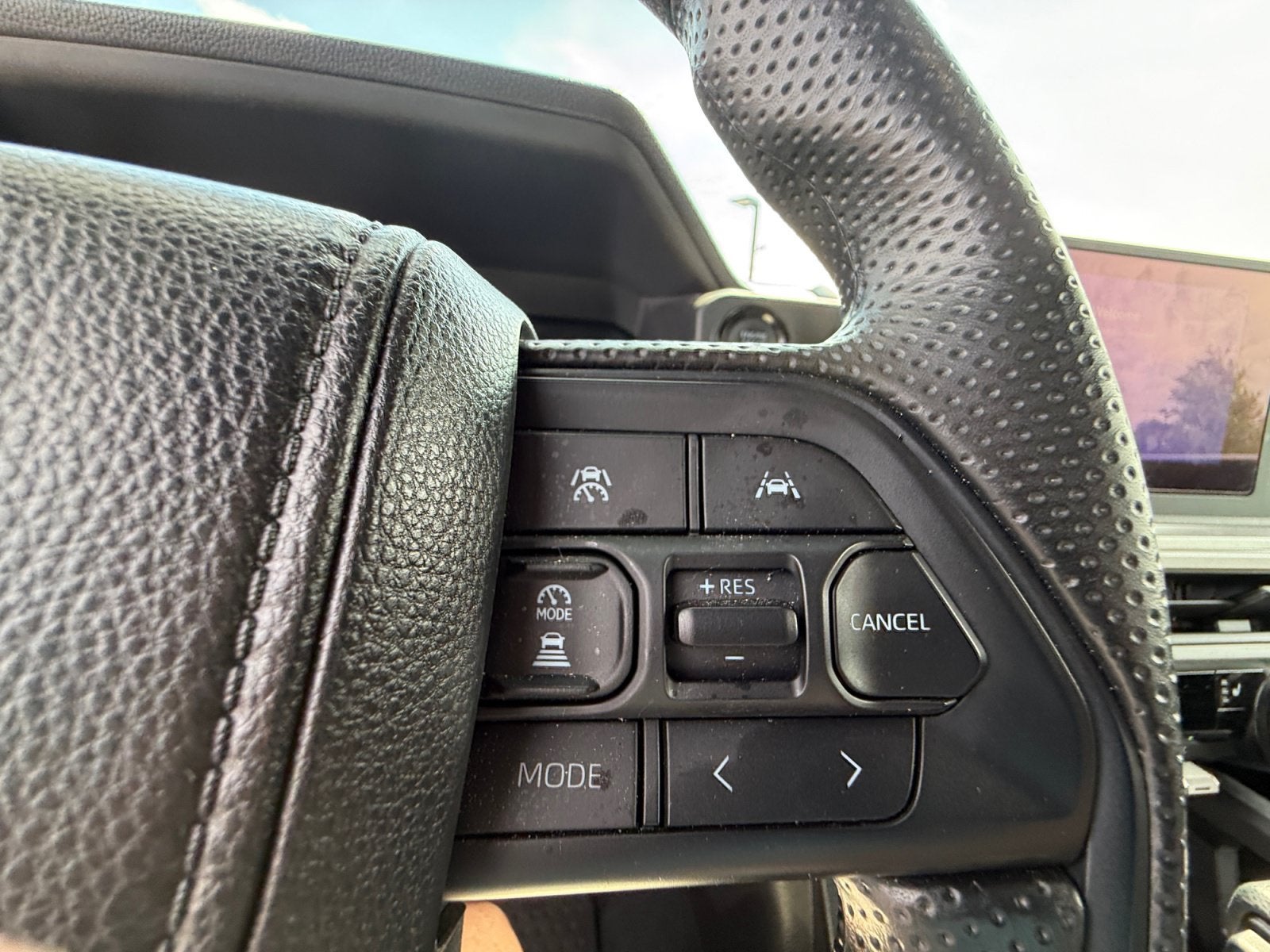 2025 Toyota Tacoma 4WD SR5