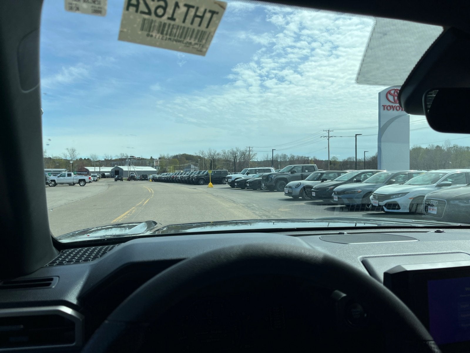 2025 Toyota Tacoma 4WD SR5