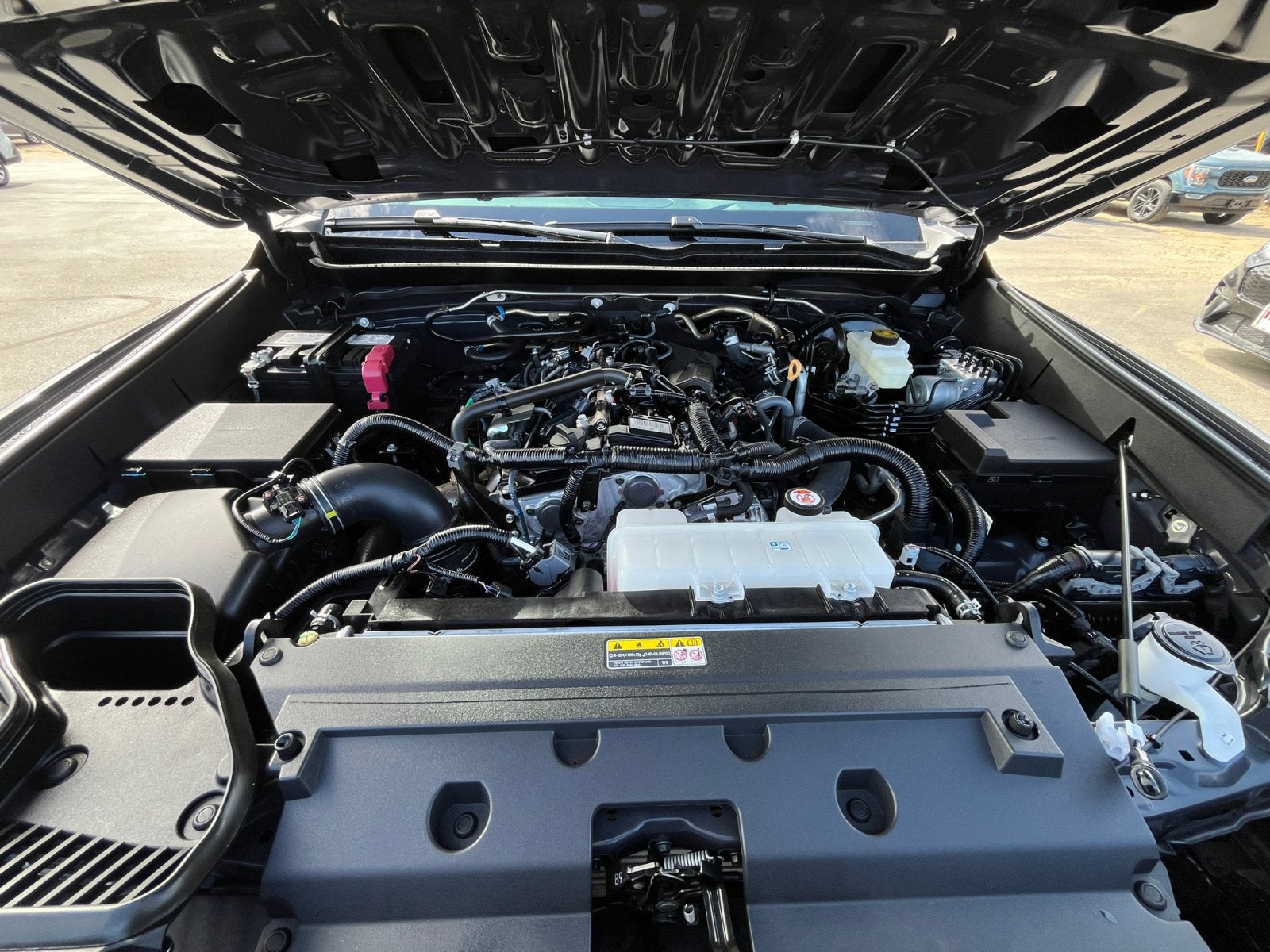 2025 Toyota Tacoma 4WD SR5