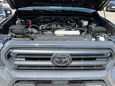 2025 Toyota Tacoma 4WD SR5