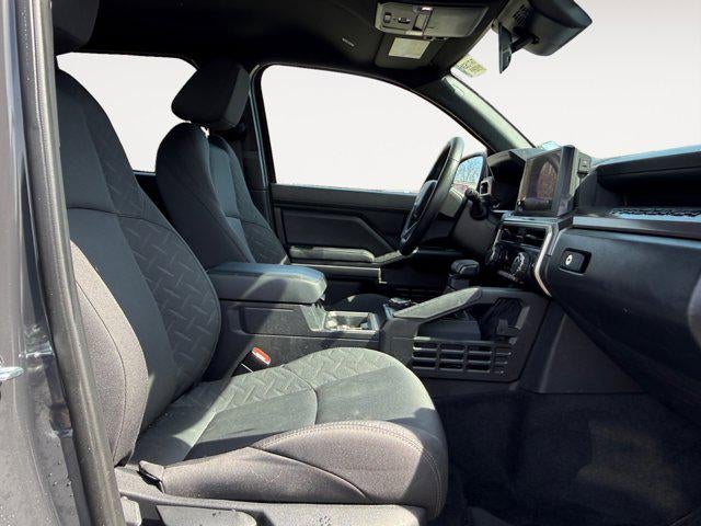 2025 Toyota Tacoma 4WD SR5