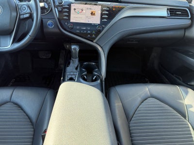 2020 Toyota Camry Hybrid SE