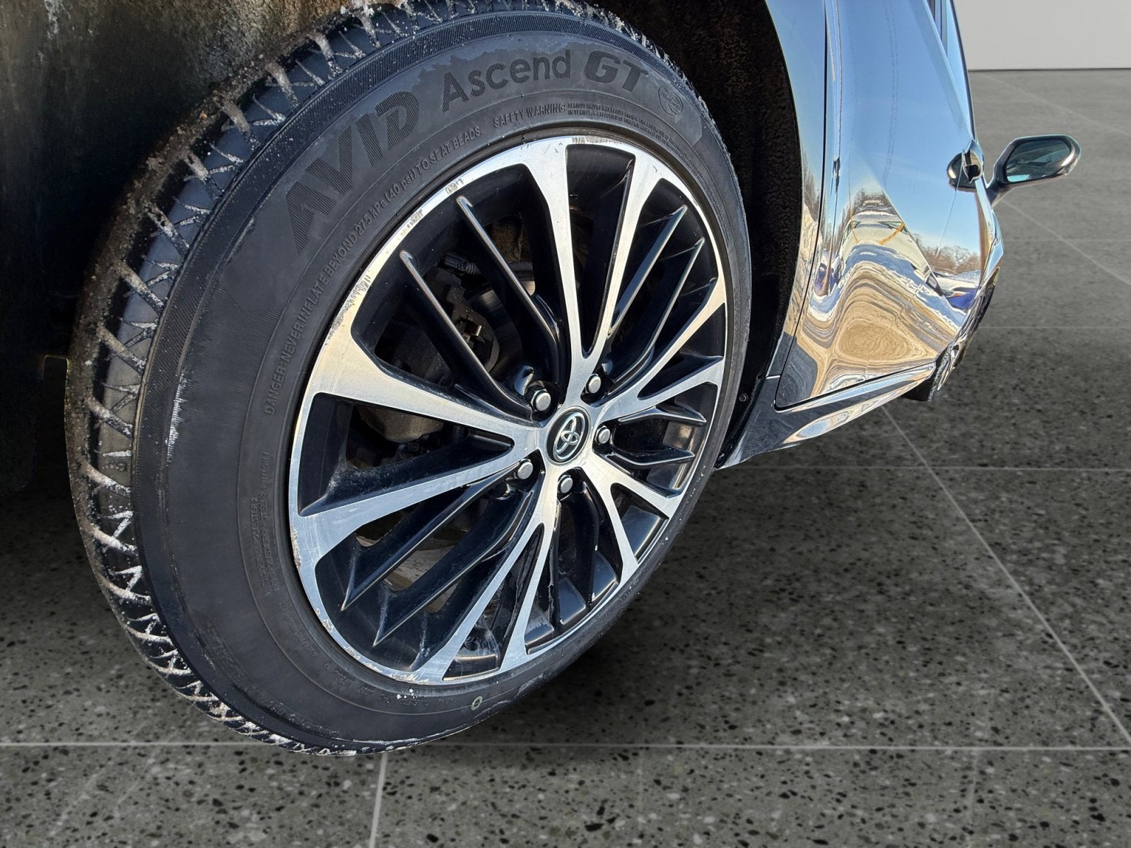 2020 Toyota Camry Hybrid SE