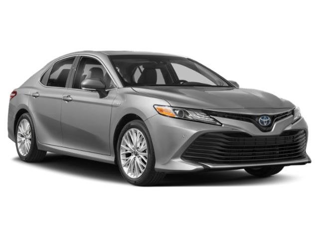 2020 Toyota Camry Hybrid SE