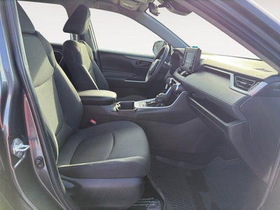 2022 Toyota RAV4 Hybrid LE