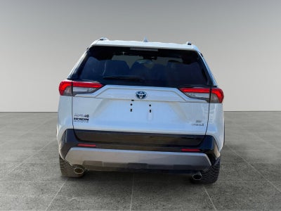 2022 Toyota RAV4 Hybrid SE