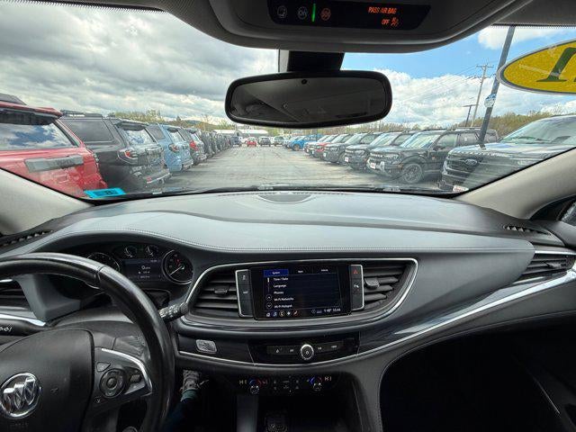 2021 Buick Enclave Essence